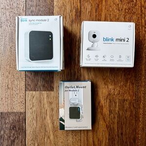 Security cameras - Blink Mini 2 Camera + Blink Add-On Sync Module - NEW